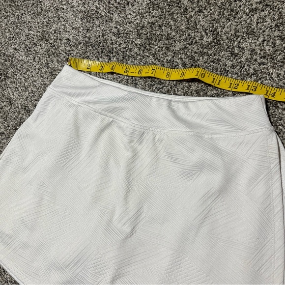 Spalding White Skort Women's Textured Tennis Pickleball Shorts Slit Size Small - Picture 4 of 10